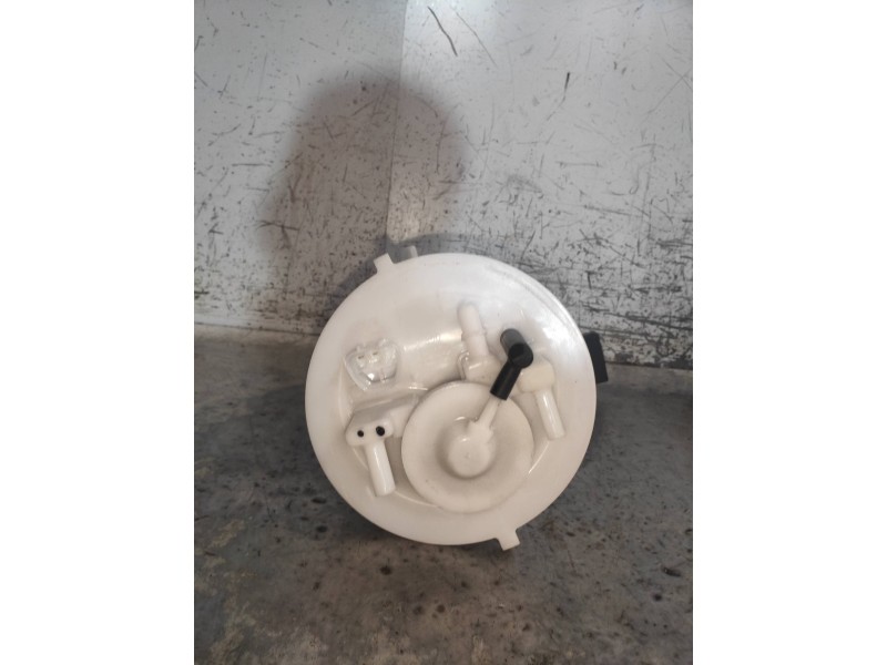 Recambio de bomba combustible para lexus is 300h referencia OEM IAM 7770430210  