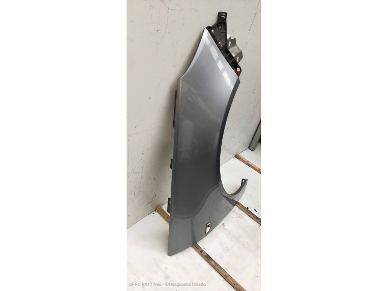 Recambio de aleta delantera derecha para opel insignia berlina cosmo referencia OEM IAM   