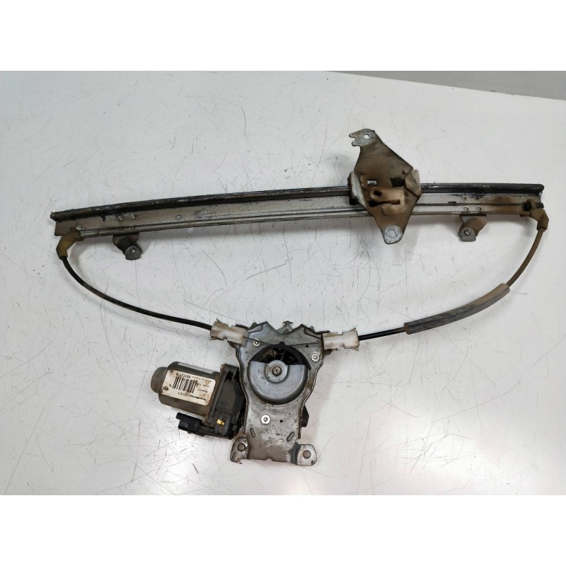 Recambio de elevalunas delantero izquierdo para nissan navara pick-up (d40m) 2.5 dci diesel cat referencia OEM IAM 402121B  4P