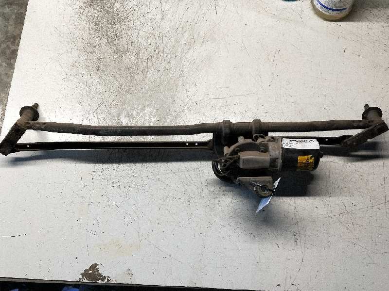 Recambio de motor limpia delantero para renault mascott fg 160. 35/55/65 cabina individual referencia OEM IAM 53556502  