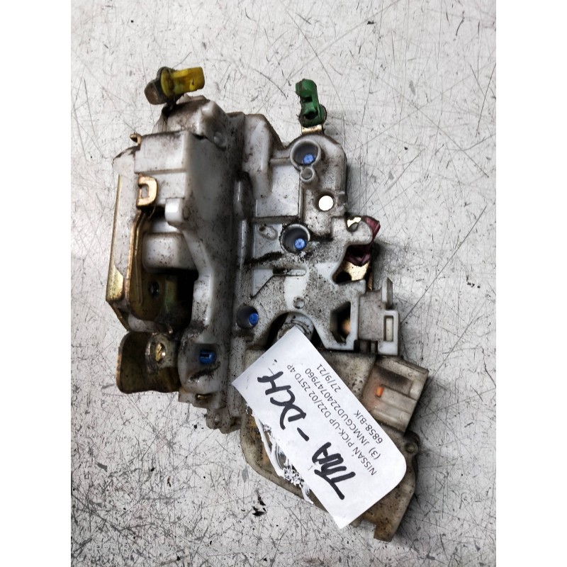 Recambio de motor cierre centralizado trasero derecho para nissan pick-up (d22) king cab 4x4 referencia OEM IAM  4P 