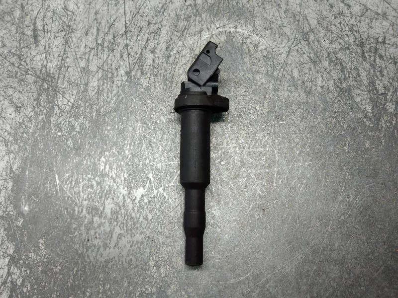 Recambio de bobina encendido para peugeot 207 sport referencia OEM IAM 0221504470 864768901 