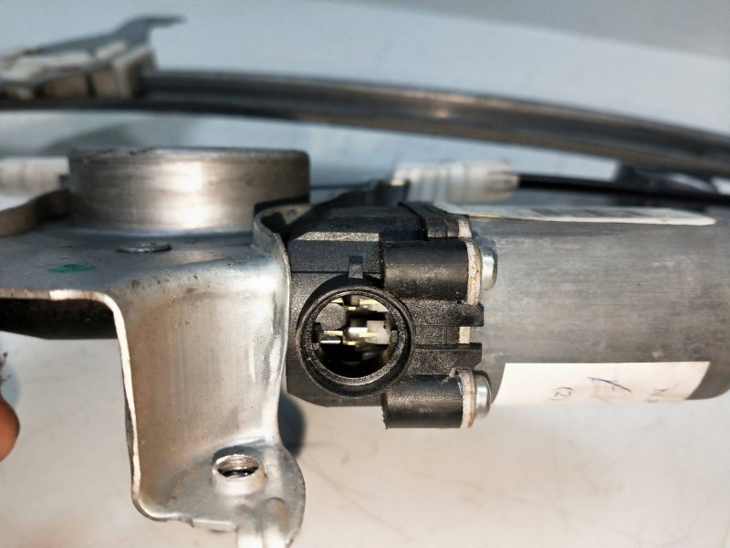 Recambio de elevalunas trasero derecho para nissan pathfinder (r51) 2.5 dci diesel cat referencia OEM IAM 400850  5P