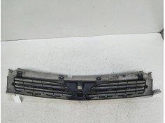 Recambio de rejilla delantera para nissan interstar (x70) referencia OEM IAM    2