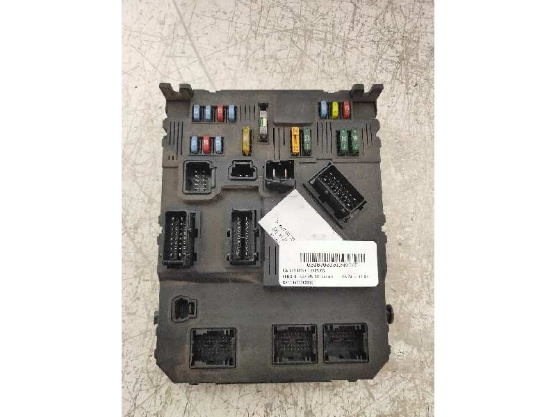 Recambio de caja reles / fusibles para peugeot 407 sw st confort referencia OEM IAM 9655708380 BSIS0200 