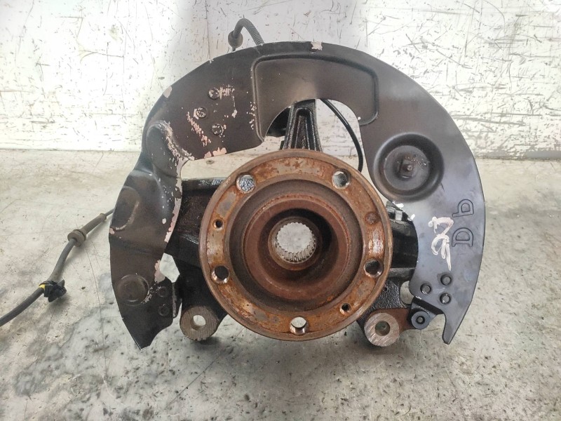 Recambio de mangueta delantera derecha para peugeot 308 business line referencia OEM IAM   