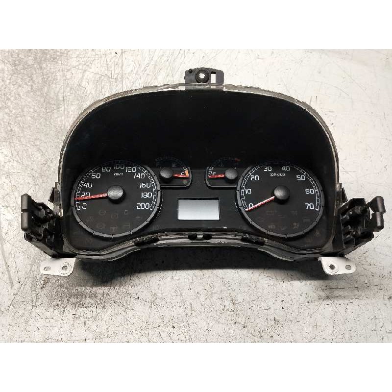 Recambio de cuadro instrumentos para fiat punto berlina (188) 1.2 8v active referencia OEM IAM 46833368 4 90271 503000460300 C14