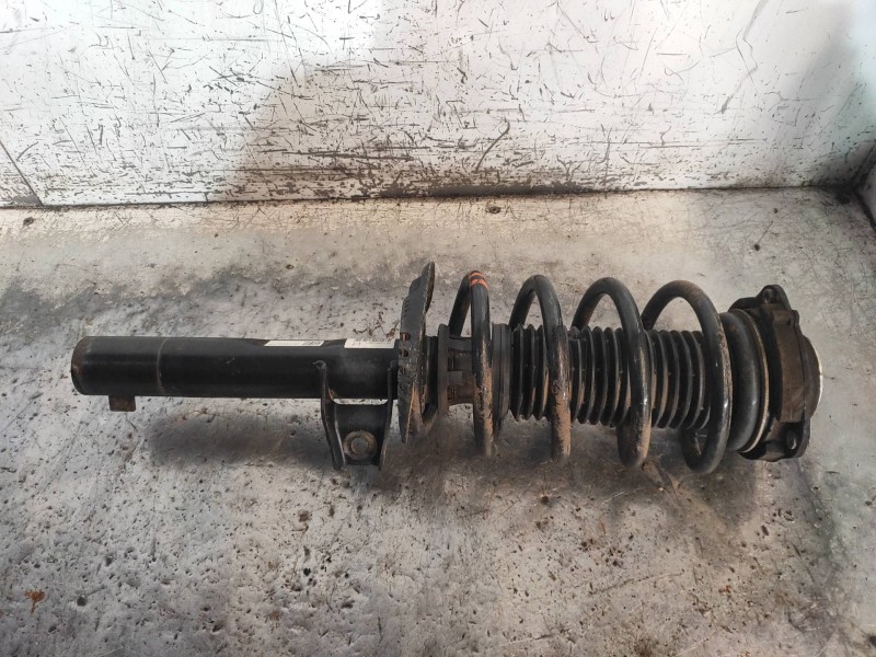 Recambio de amortiguador delantero derecho para skoda yeti active referencia OEM IAM 1K0413031BL 1K0412021KP 