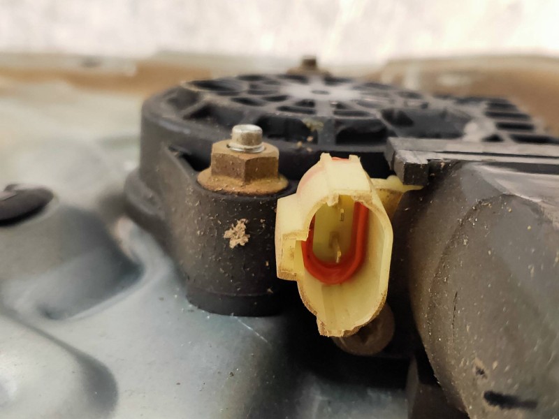 Recambio de elevalunas trasero derecho para hyundai tucson (jm) 2.0 crdi comfort (4wd) referencia OEM IAM 83480E010  