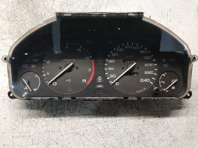 Recambio de cuadro instrumentos para mg rover serie 600 (rh) 618 i referencia OEM IAM AR0034120 HR0166001 YAC111180PMJ