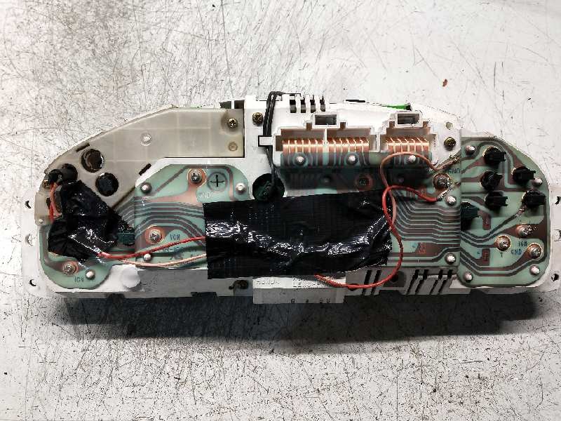 Recambio de cuadro instrumentos para mg rover serie 600 (rh) 618 i referencia OEM IAM AR0034120 HR0166001 YAC111180PMJ