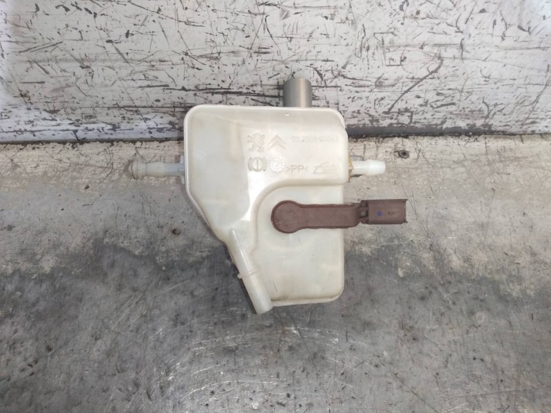 Recambio de bomba freno para peugeot 308 business line referencia OEM IAM   