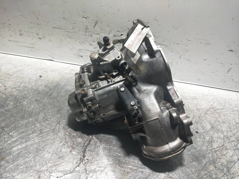 Recambio de caja cambios para opel vectra b berlina 1.8 16v cat referencia OEM IAM F18W394 I00971 0474 W394 Recambio de caja cambios para opel vectra b berlina 1.8 16v cat referencia OEM IAM F18W394 I00971 0474 W394