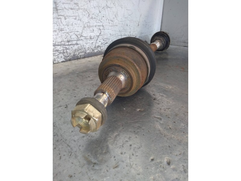 Recambio de transmision delantera izquierda para peugeot 308 business line referencia OEM IAM 9677561480  