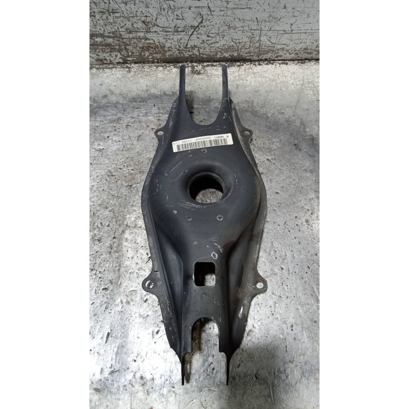 Recambio de brazo suspension inferior trasero derecho para mercedes clase c (w204) coupe c 220 cdi blueefficiency (204.302) refe