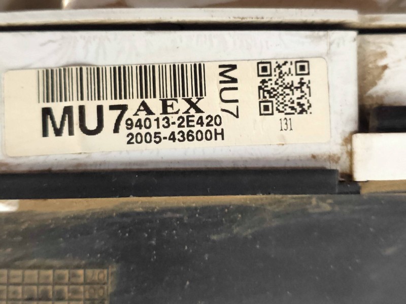 Recambio de cuadro instrumentos para hyundai tucson (jm) 2.0 crdi comfort (4wd) referencia OEM IAM 940132E420 200543600H 