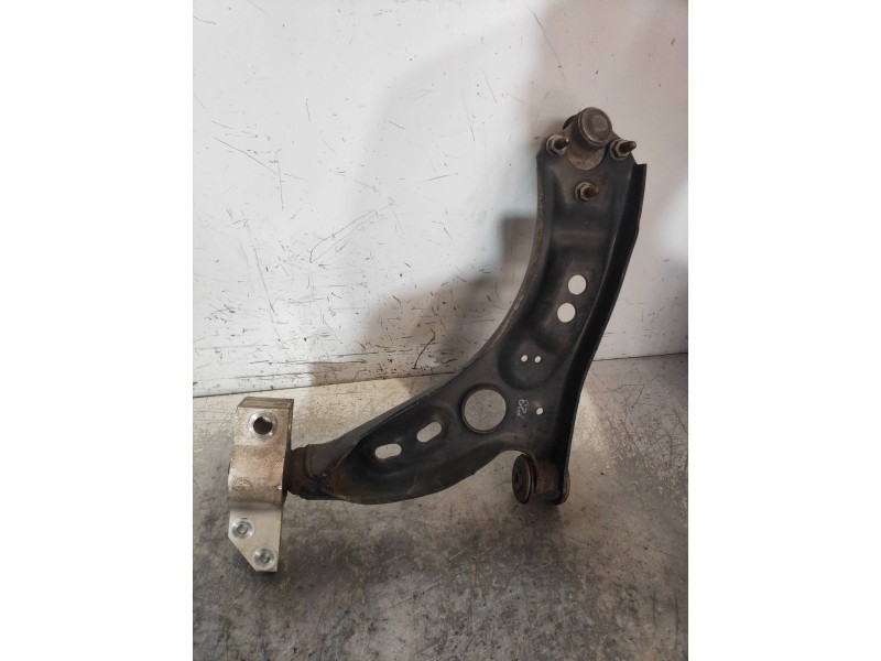 Recambio de brazo suspension inferior delantero derecho para seat leon (1p1) comfort limited referencia OEM IAM   