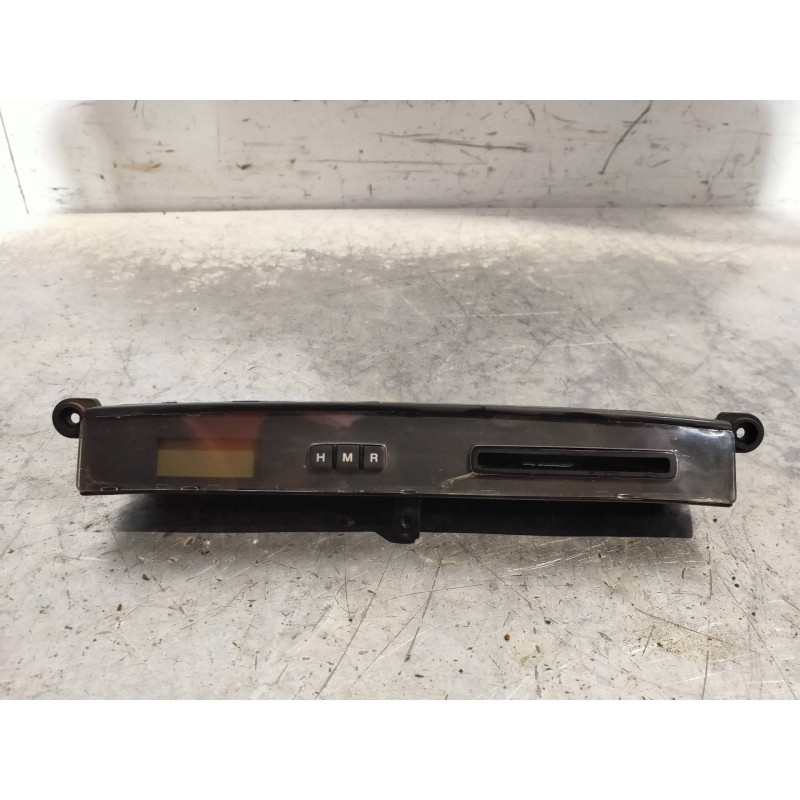 Recambio de pantalla multifuncion para hyundai tucson (jm) 2.0 crdi comfort (4wd) referencia OEM IAM 945102E001  