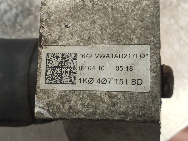 Recambio de brazo suspension inferior delantero izquierdo para seat leon (1p1) comfort limited referencia OEM IAM 1K0407151BD  