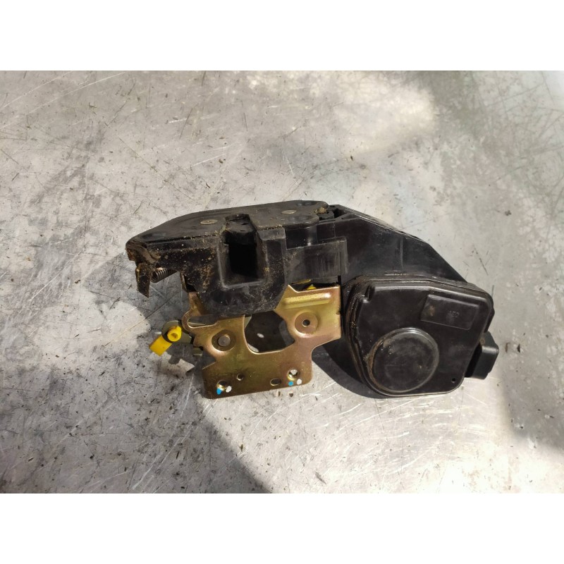 Recambio de motor cierre centralizado delantero derecho para hyundai tucson (jm) 2.0 crdi comfort (4wd) referencia OEM IAM   