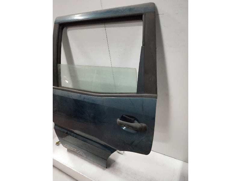 Recambio de puerta trasera izquierda para nissan terrano/terrano.ii (r20) 2.7 turbodiesel referencia OEM IAM    Recambio de puerta trasera izquierda para nissan terrano/terrano.ii (r20) 2.7 turbodiesel referencia OEM IAM