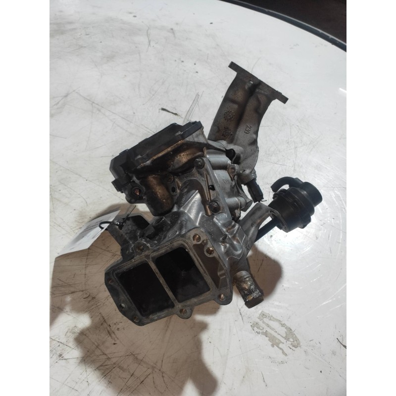 Recambio de valvula egr para mercedes sprinterii caja cerrada (desde 01.06) 310/313/316 cdi (906.631/633/635/637) referencia OEM