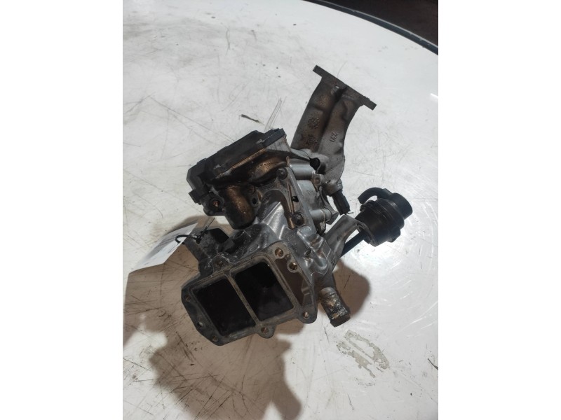 Recambio de valvula egr para mercedes sprinterii caja cerrada (desde 01.06) 310/313/316 cdi (906.631/633/635/637) referencia OEM