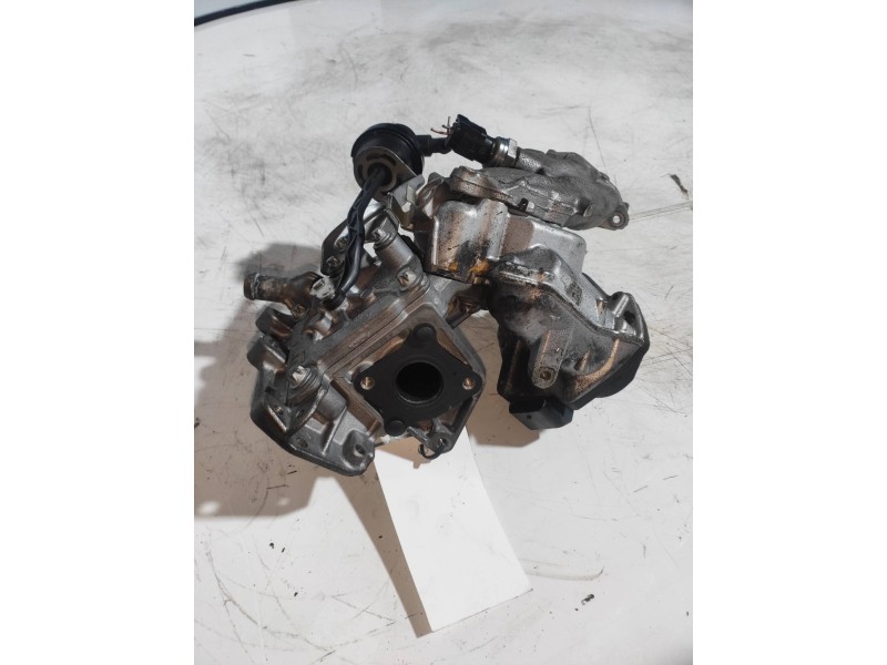 Recambio de valvula egr para mercedes sprinterii caja cerrada (desde 01.06) 310/313/316 cdi (906.631/633/635/637) referencia OEM