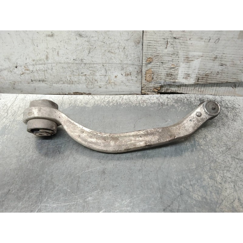 Recambio de brazo suspension inferior delantero derecho para audi a4 berlina (b5) 1.9 tdi referencia OEM IAM 4D0407696J  