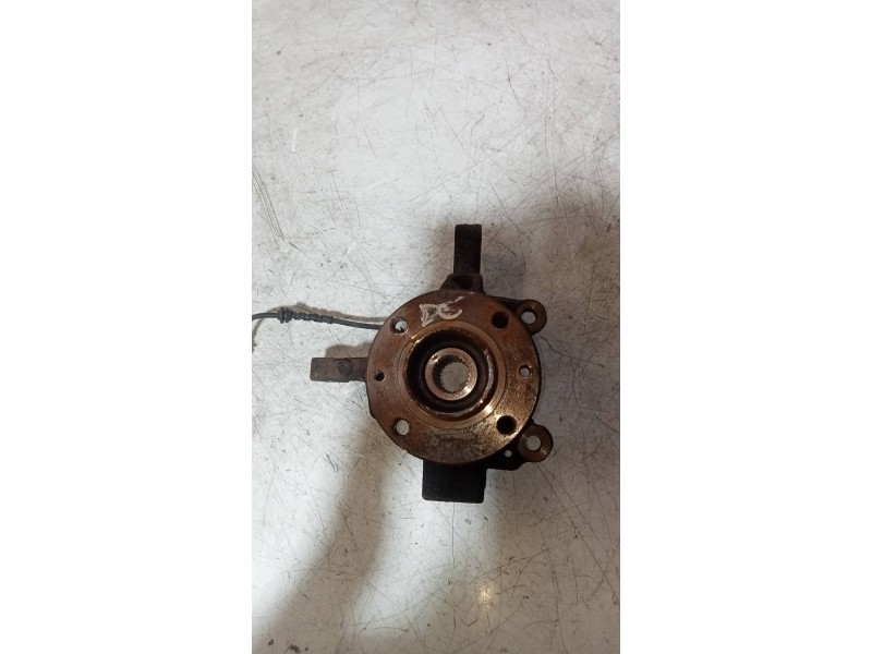 Recambio de mangueta delantera derecha para renault grand modus authentique referencia OEM IAM   