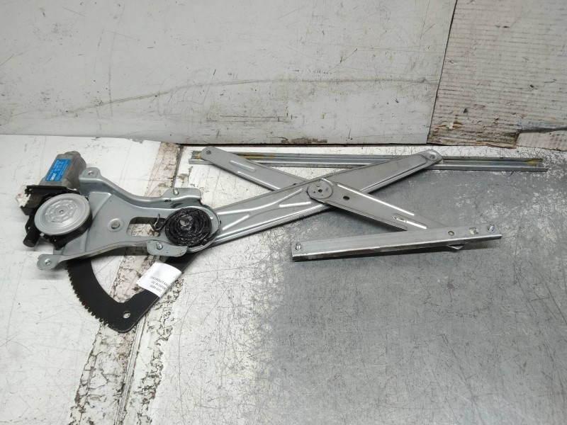 Recambio de elevalunas delantero derecho para chevrolet kalos 1.4 se referencia OEM IAM 96585735  3P