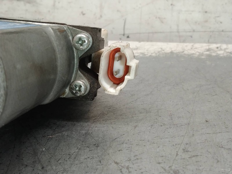 Recambio de elevalunas delantero derecho para chevrolet kalos 1.4 se referencia OEM IAM 96585735  3P