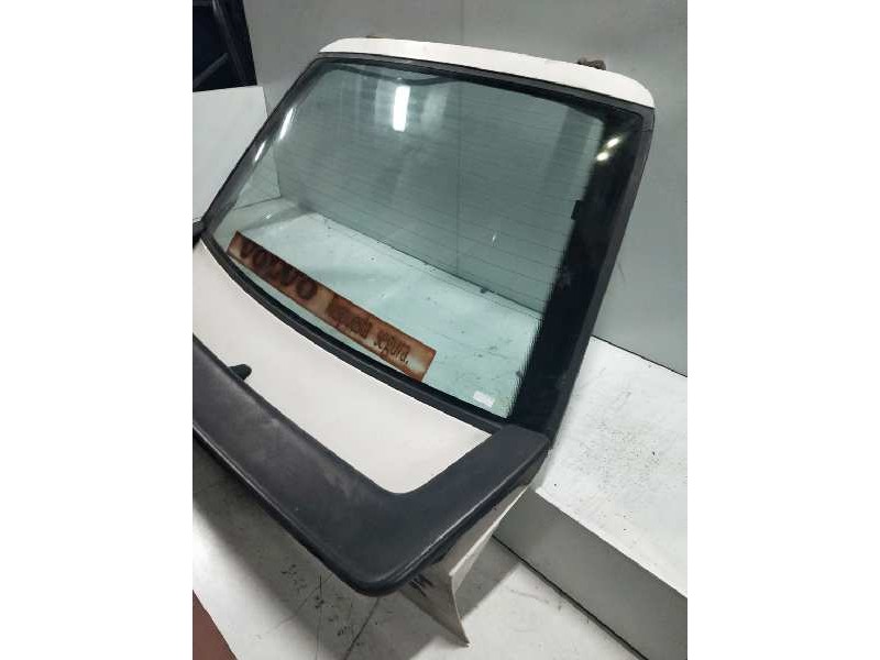 Recambio de porton trasero para volvo serie 360 referencia OEM IAM   