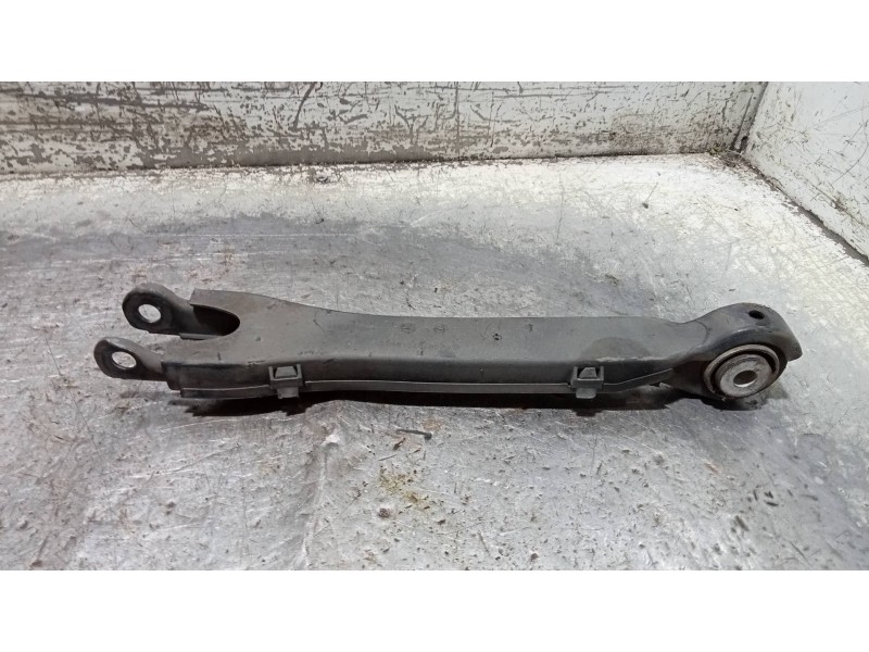 Recambio de brazo suspension superior trasero derecho para mercedes clase c (w204) coupe c 220 cdi blueefficiency (204.302) refe