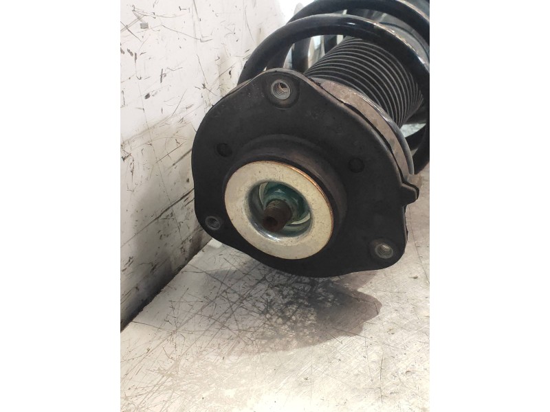 Recambio de amortiguador delantero derecho para seat leon (1p1) comfort limited referencia OEM IAM 1T0413031HE  