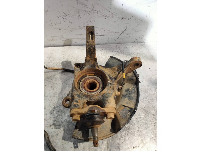 Recambio de mangueta delantera derecha para hyundai tucson (jm) 2.0 crdi comfort (4wd) referencia OEM IAM   