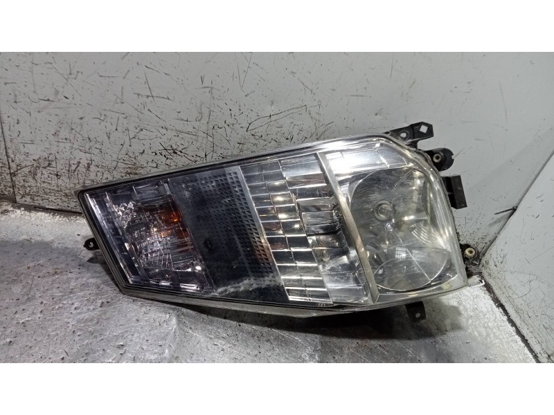 Recambio de faro izquierdo para renault maxity fg 130.35/45 referencia OEM IAM 26060MB41B 89320851 