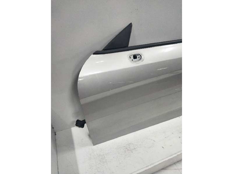 Recambio de puerta delantera izquierda para hyundai coupe (gk) 2.0 fx full referencia OEM IAM   