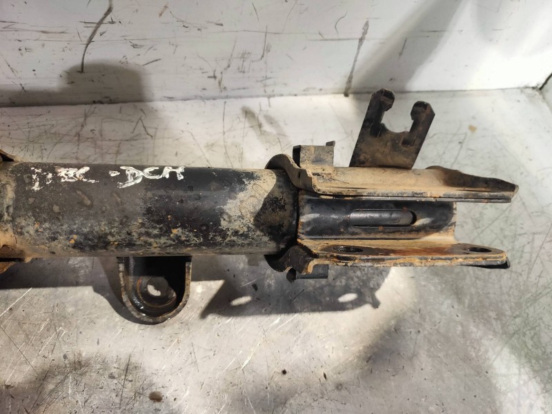 Recambio de amortiguador delantero derecho para hyundai tucson (jm) 2.0 crdi comfort (4wd) referencia OEM IAM   