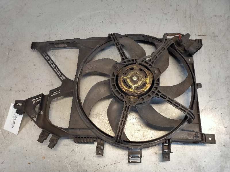 Recambio de electroventilador para opel corsa c 1.4 16v referencia OEM IAM 13106033 24421233 