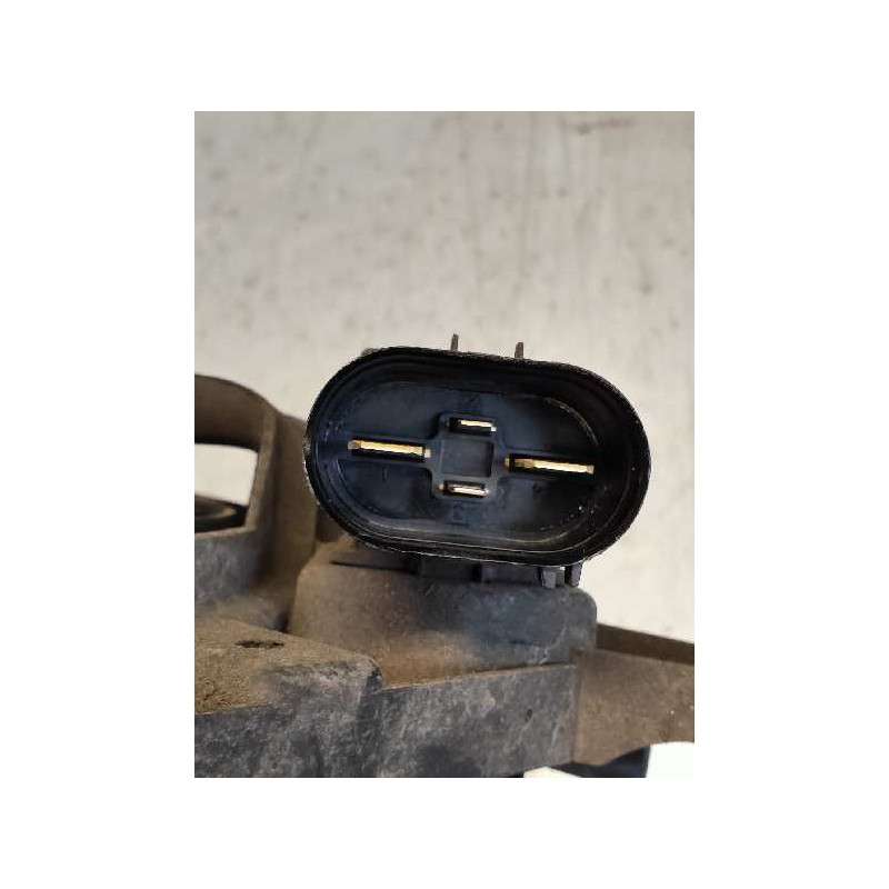 Recambio de electroventilador para opel corsa c 1.4 16v referencia OEM IAM 13106033 24421233 