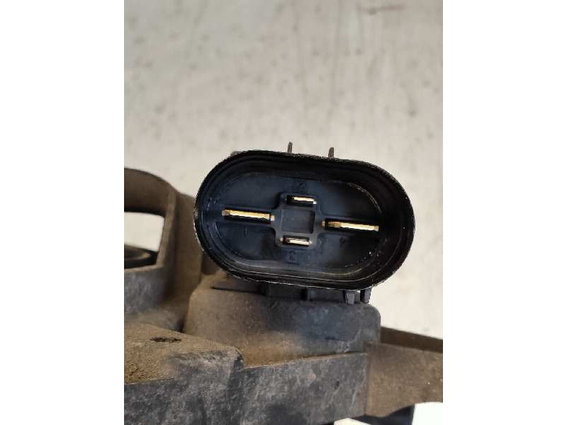 Recambio de electroventilador para opel corsa c 1.4 16v referencia OEM IAM 13106033 24421233 
