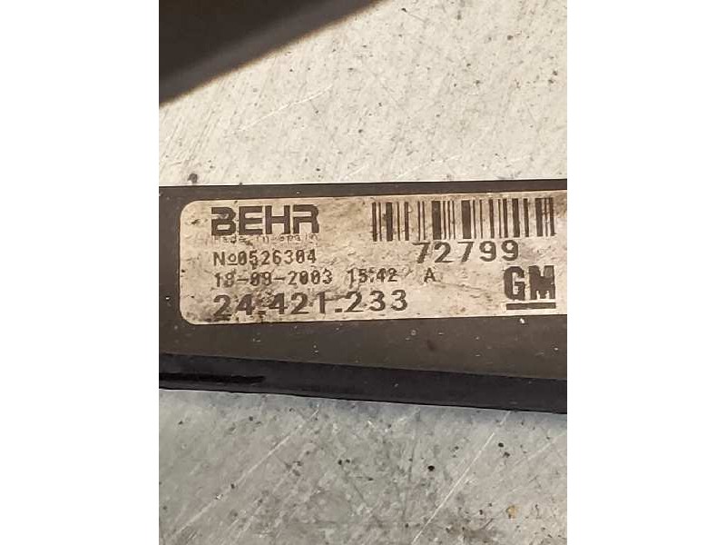 Recambio de electroventilador para opel corsa c 1.4 16v referencia OEM IAM 13106033 24421233 