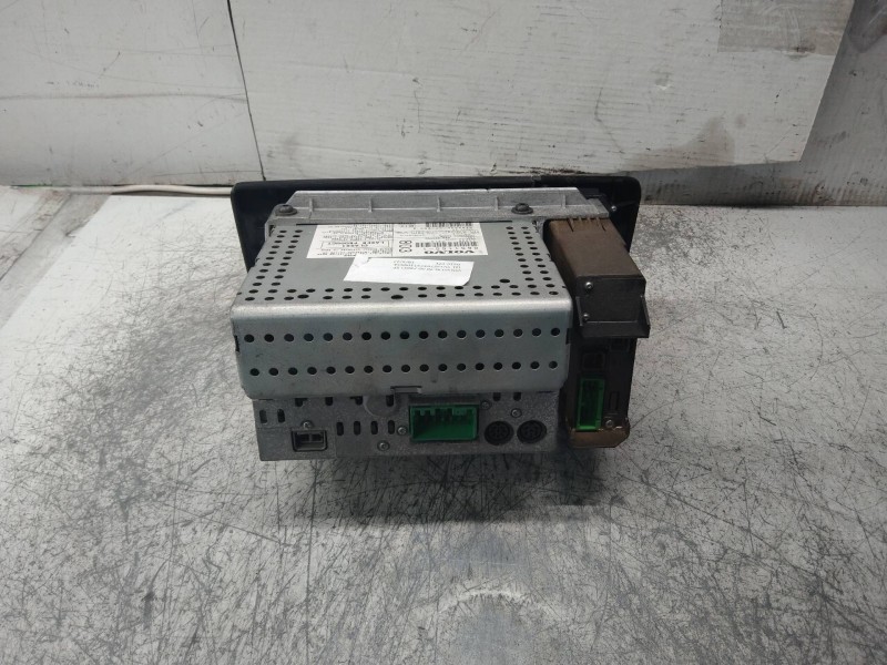 Recambio de sistema audio / radio cd para volvo xc70 2.4 diesel cat referencia OEM IAM 86511551 30657525 