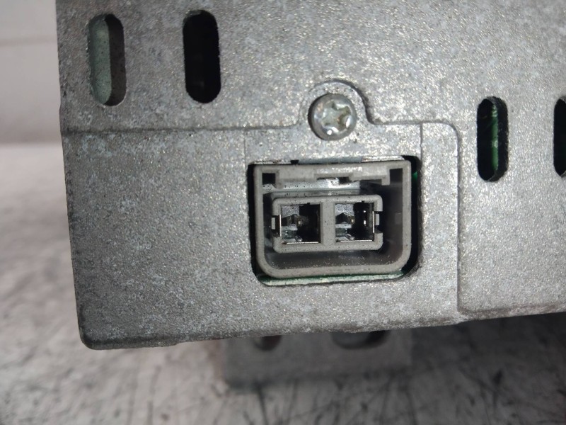 Recambio de sistema audio / radio cd para volvo xc70 2.4 diesel cat referencia OEM IAM 86511551 30657525 