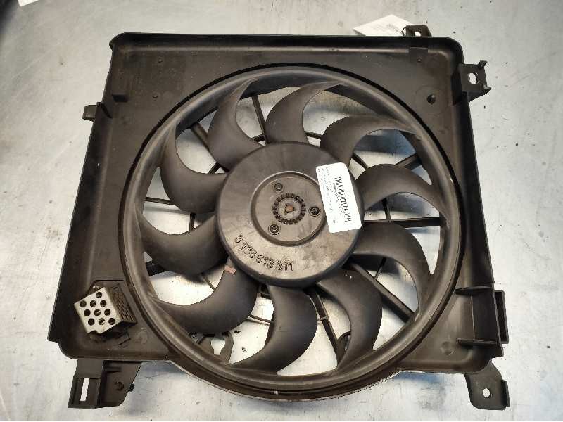 Recambio de electroventilador para opel astra h berlina 1.7 16v cdti referencia OEM IAM 3136613311 0130303304 24467444
