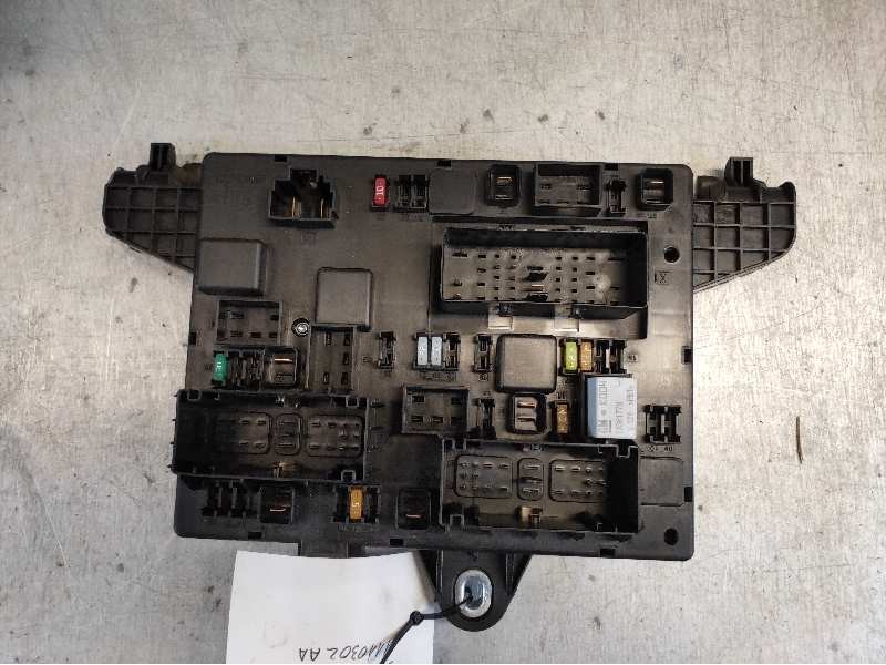 Recambio de caja reles / fusibles para opel astra j lim. excellence referencia OEM IAM 13449200 3659927271 WW 