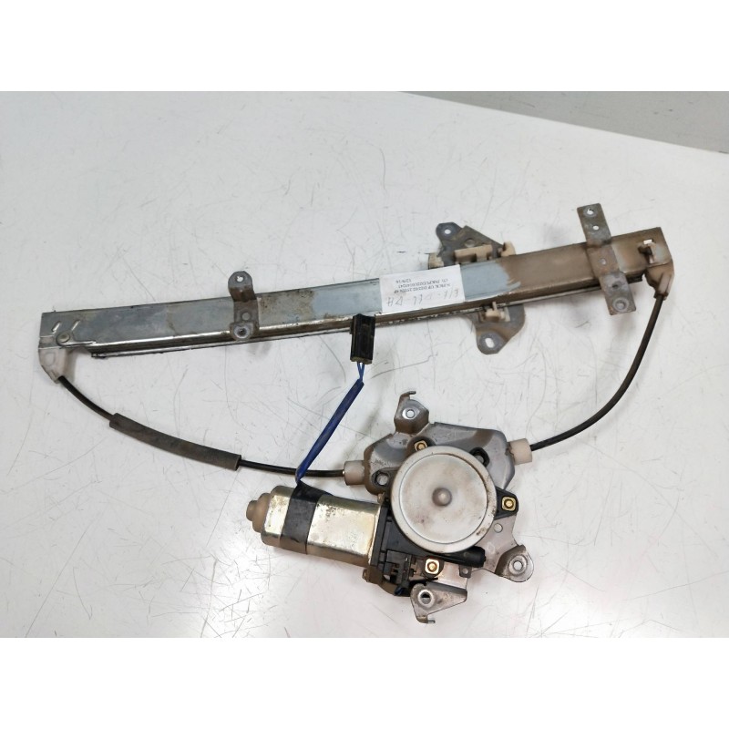 Recambio de elevalunas delantero derecho para nissan pick-up (d22) 2.5 16v turbodiesel cat referencia OEM IAM 807302S410  4P