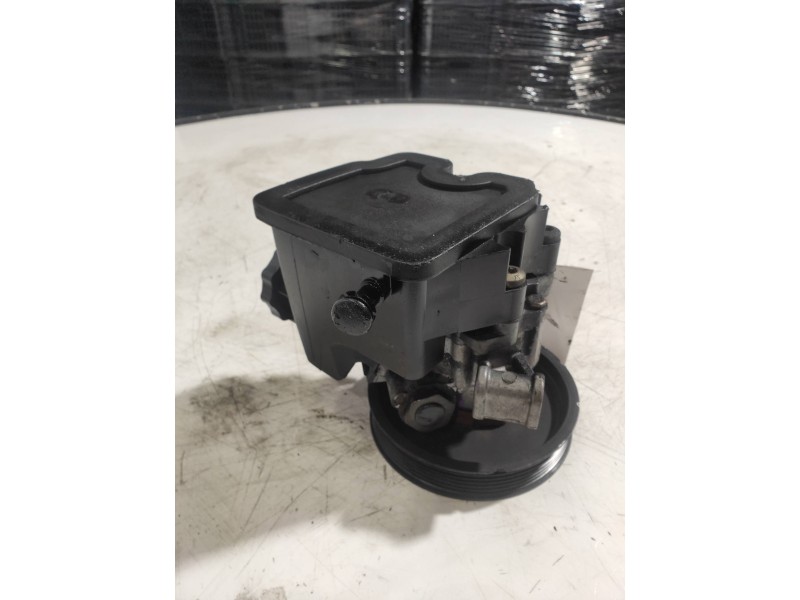 Recambio de bomba direccion para mercedes clase e (w211) berlina e 320 cdi (211.026) referencia OEM IAM A0044662001 7693900201 