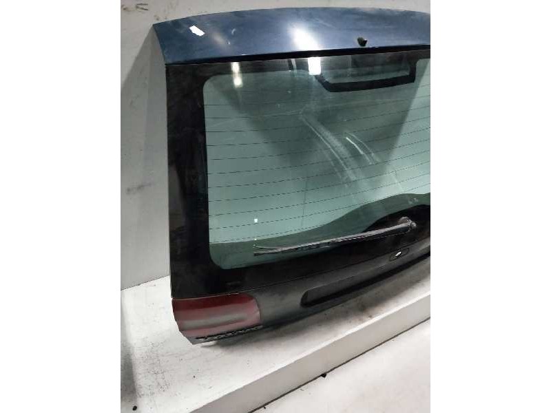 Recambio de porton trasero para volvo v40 familiar 2.0 turbo cat referencia OEM IAM   